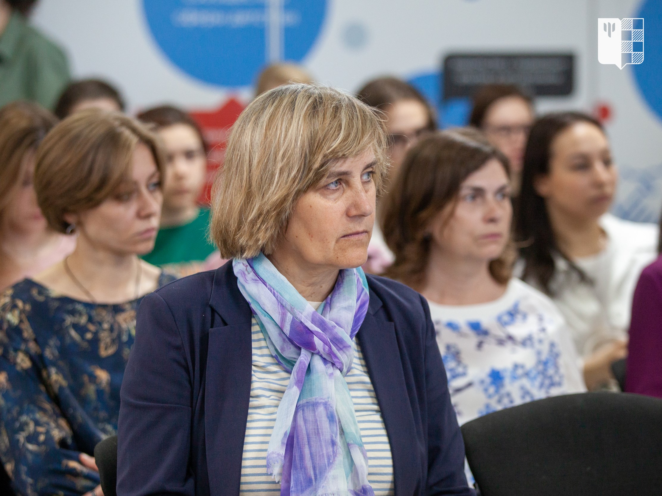 2023-10-30 Проблемы психологической безопасности работников образования обсуждены на вебинаре с белгородскими коллегами