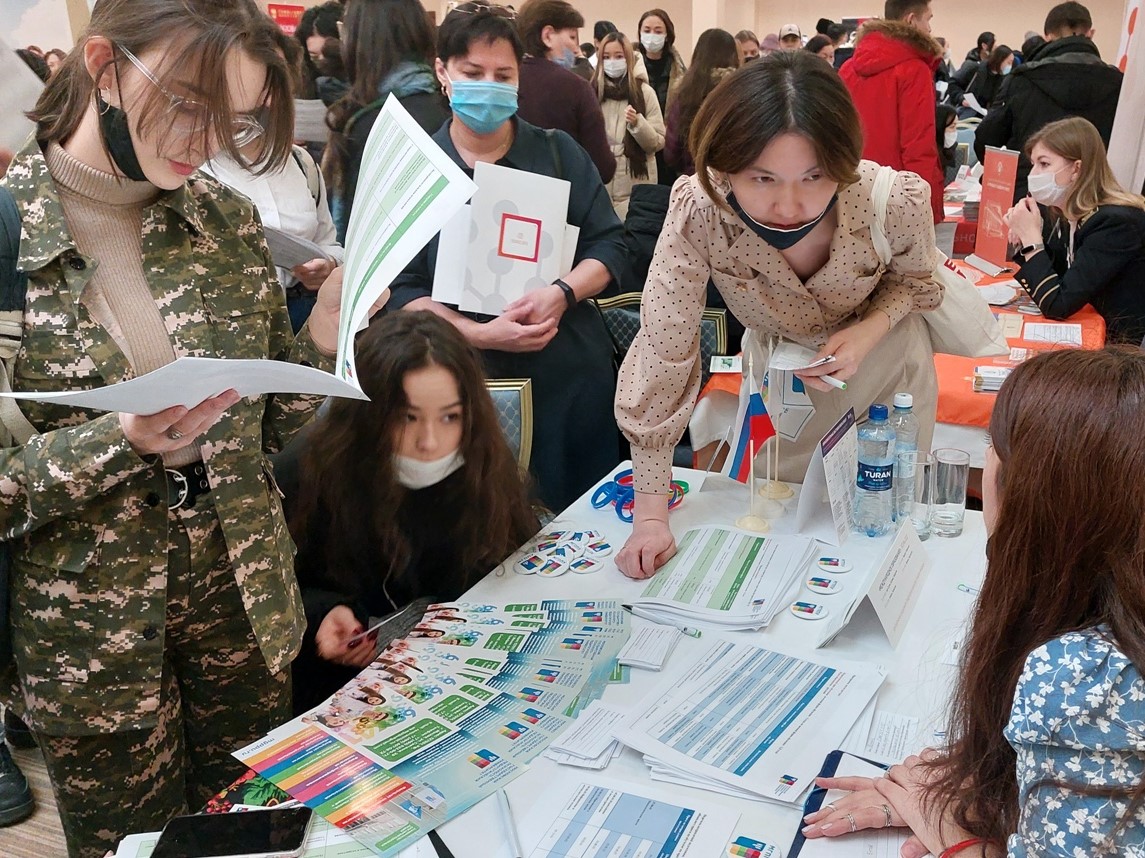 2022-02-21 19–21 февраля МГППУ принял участие в международной выставке «Международное образование» в Казахстане