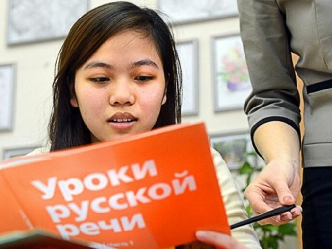 2022-10-04 Русский как иностранный: важно открыть детям из других государств доступ к образованию