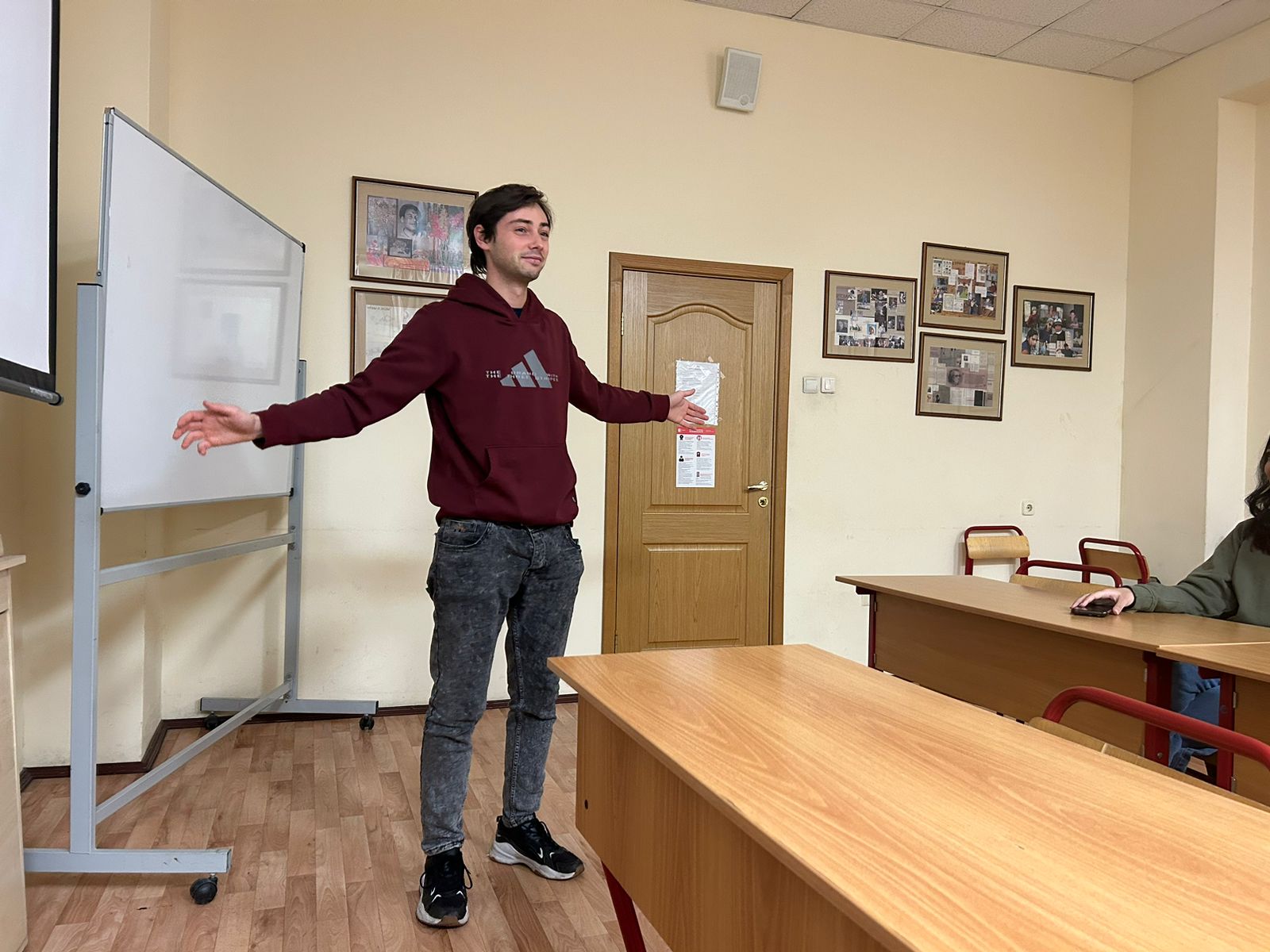 2023-11-24 Иностранные студенты МГППУ встретились на первом занятии Разговорного клуба русского языка