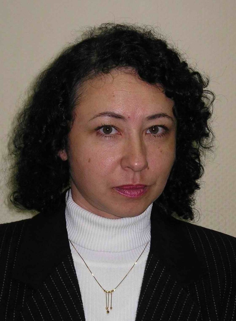 Каринэ Арташесовна Серебрякова