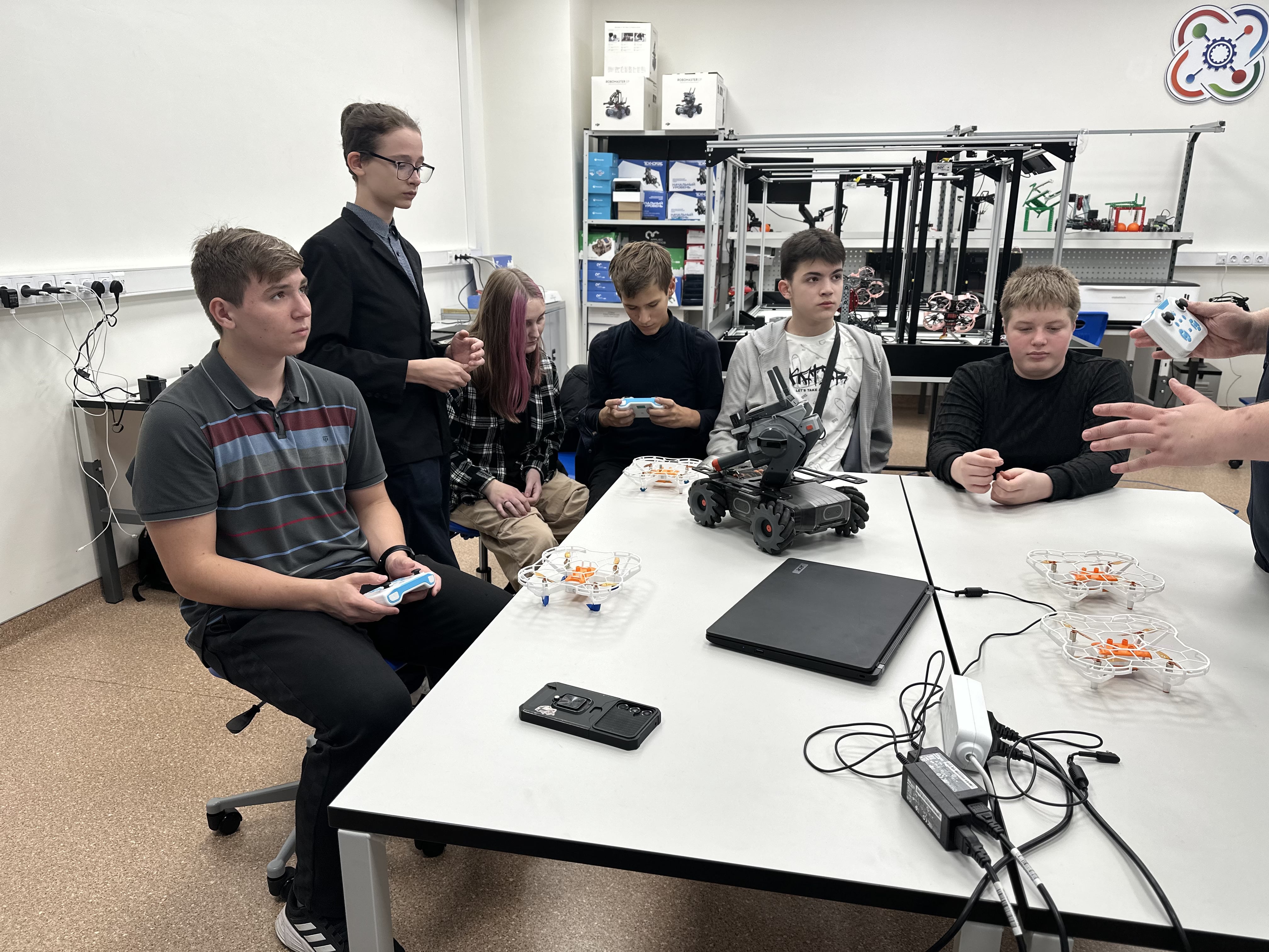 IMG_0774-min.jpg (1.33 MB)