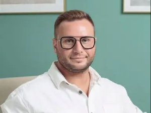 mihail-leonov.jpg (38 KB)